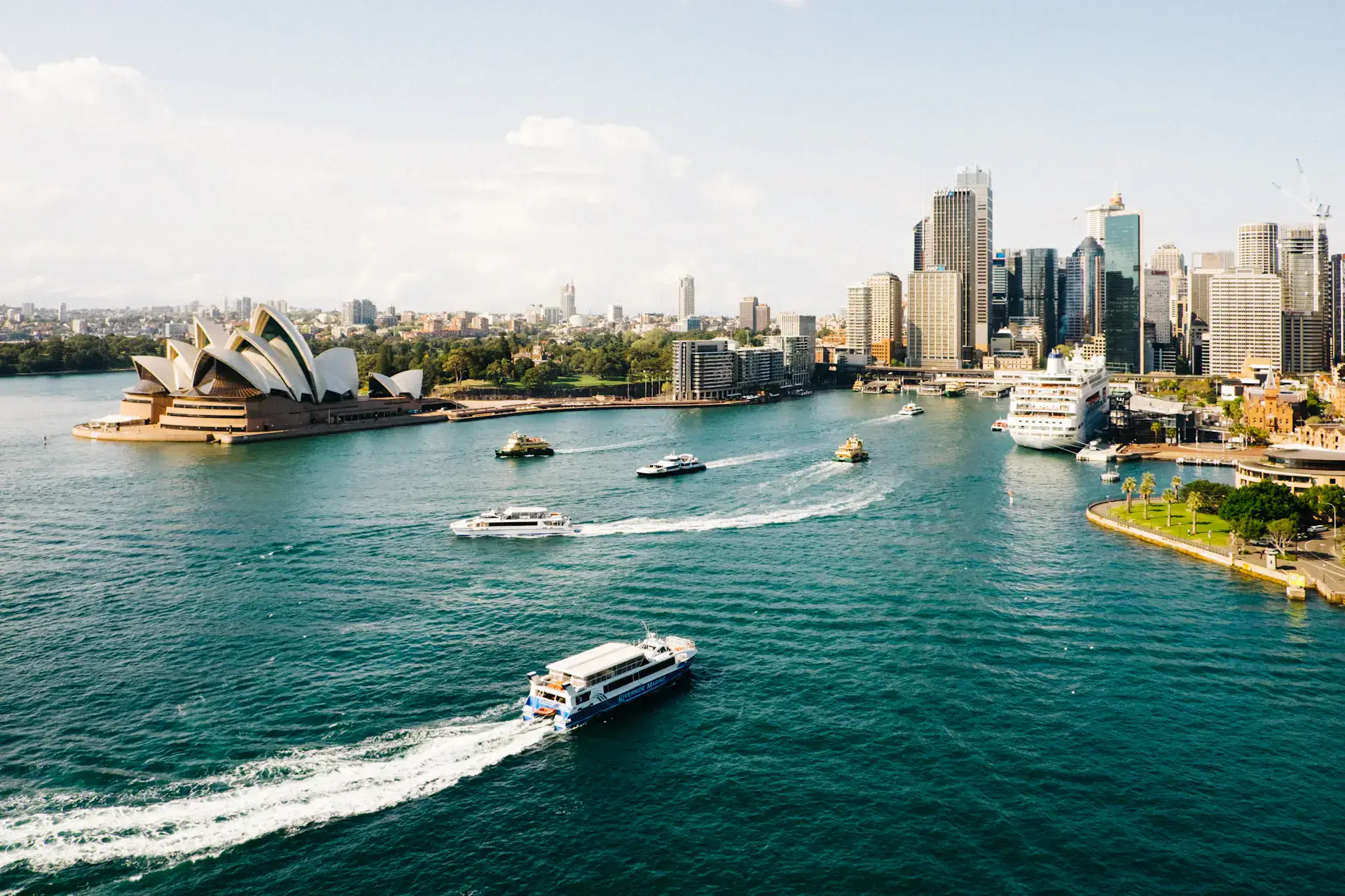 Australia eSIM travel hero